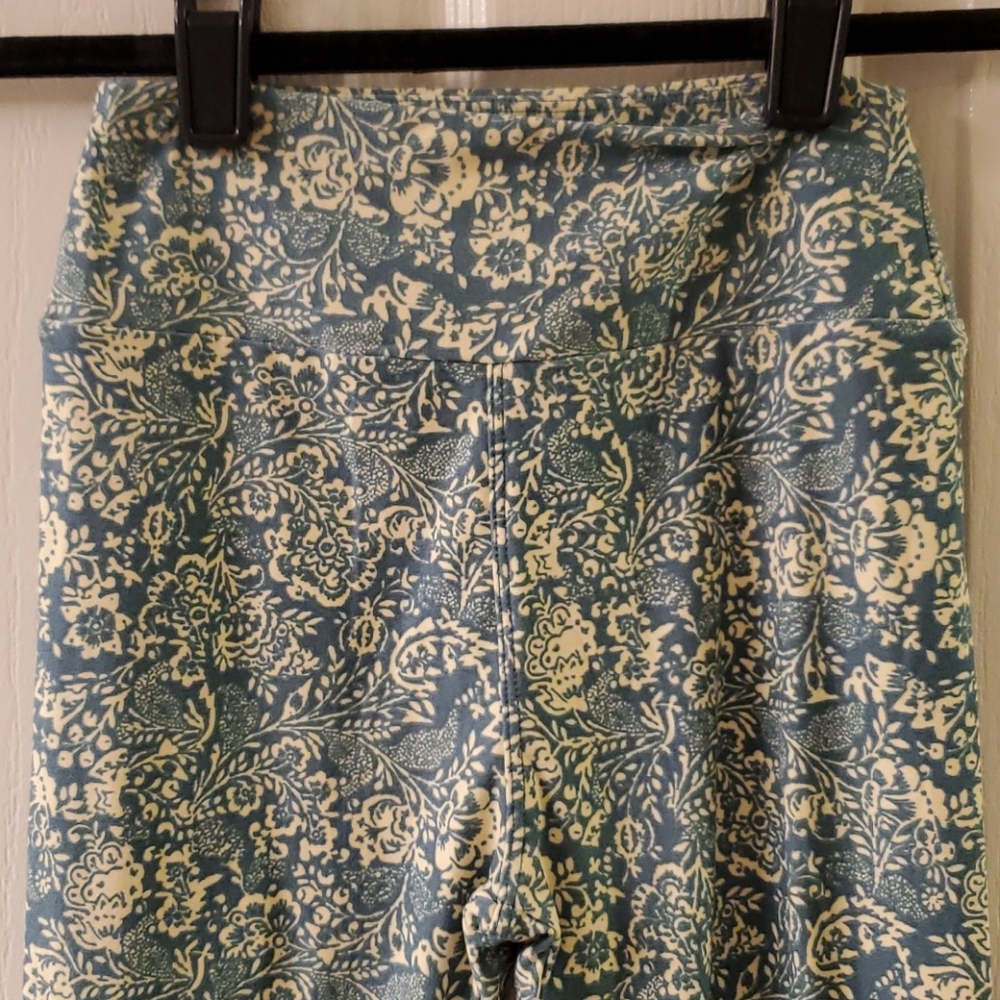 Tween like new LLR leggings